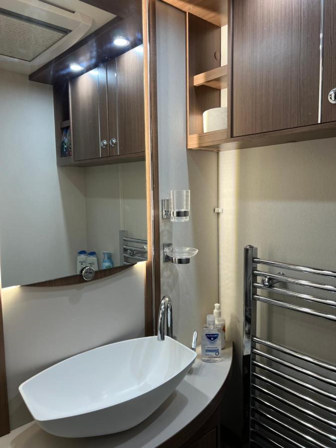 Self Contained Holiday Home Caravan Corsham Ngoại thất bức ảnh